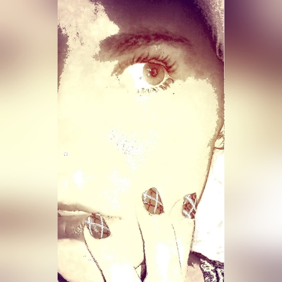 Meet your Posher, Krista - Picture 5 of 14